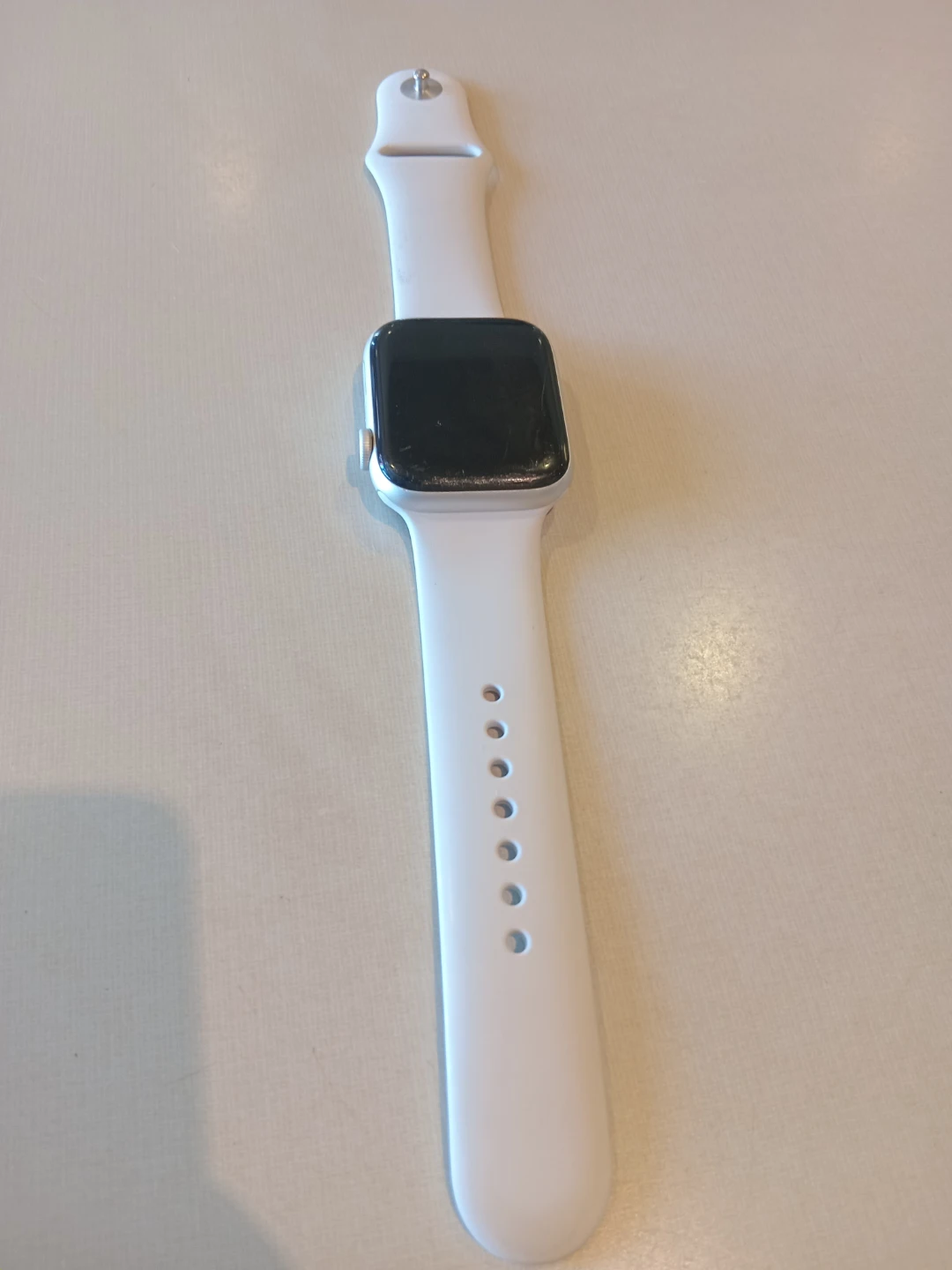 Apple Watch Series 4- White