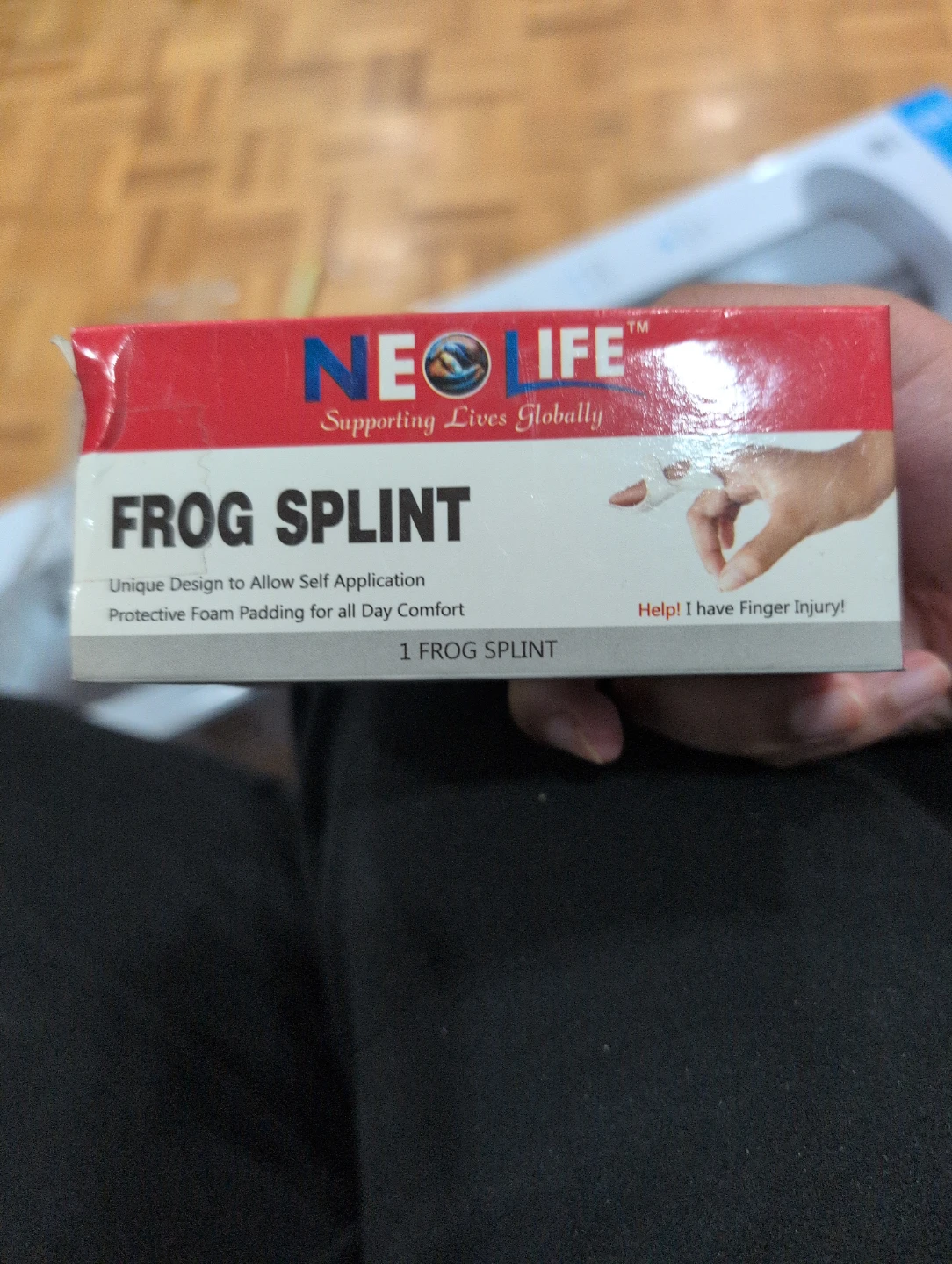 NeoLife Frog Splint for Finger Injury