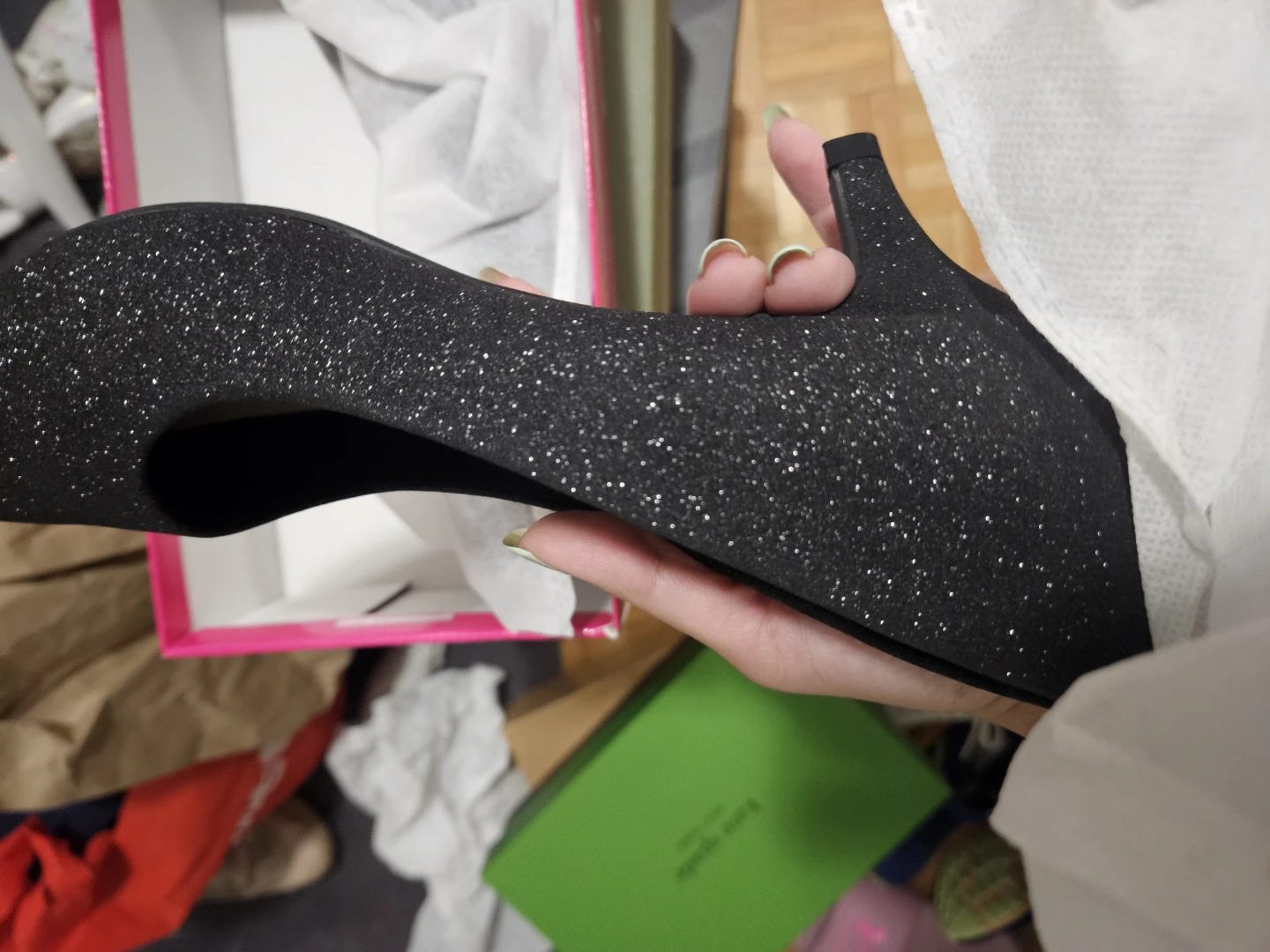NWT TAXI Aliyah Black Glitter Pump - photo 5