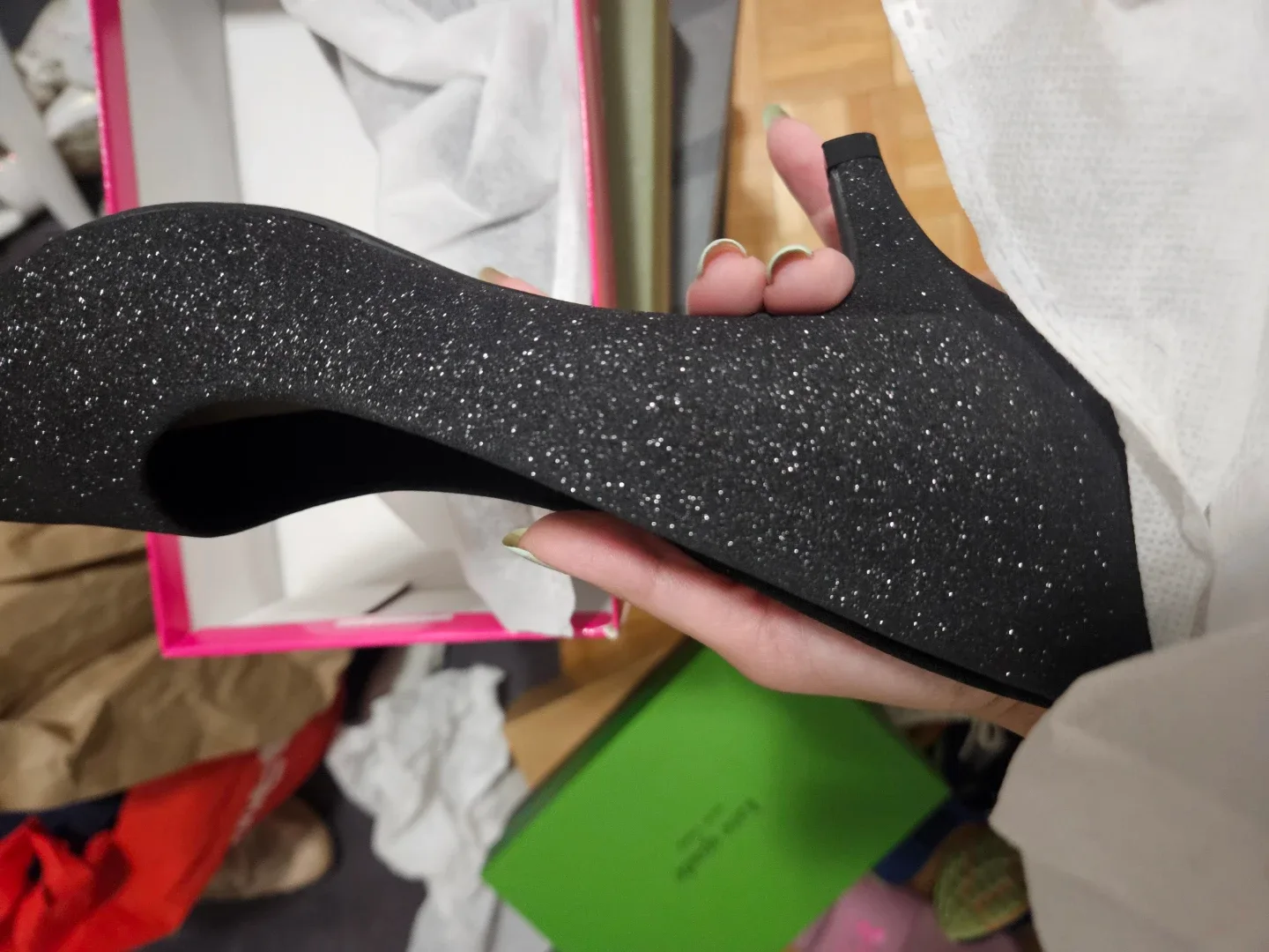 NWT TAXI Aliyah Black Glitter Pump - photo 5