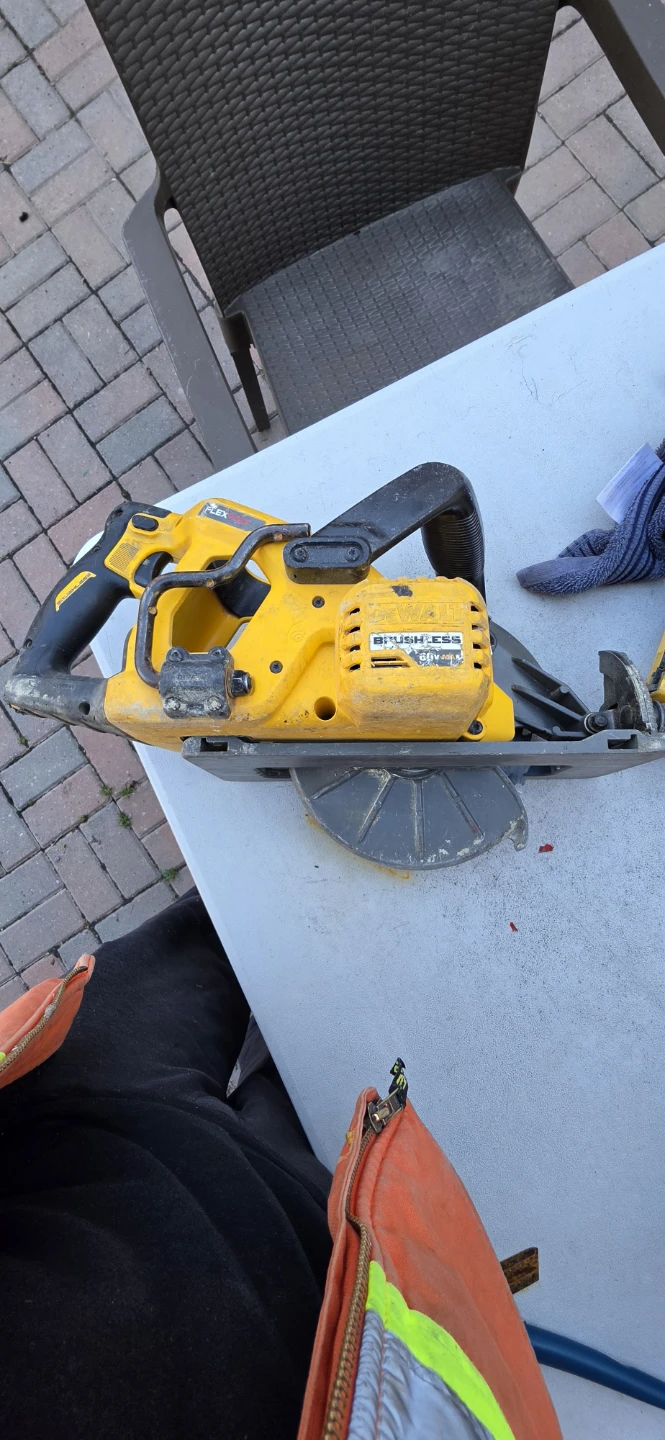 Dewalt 20V/60V Flexvolt Circular Saw & Reciprocating Saw Kit - photo 2
