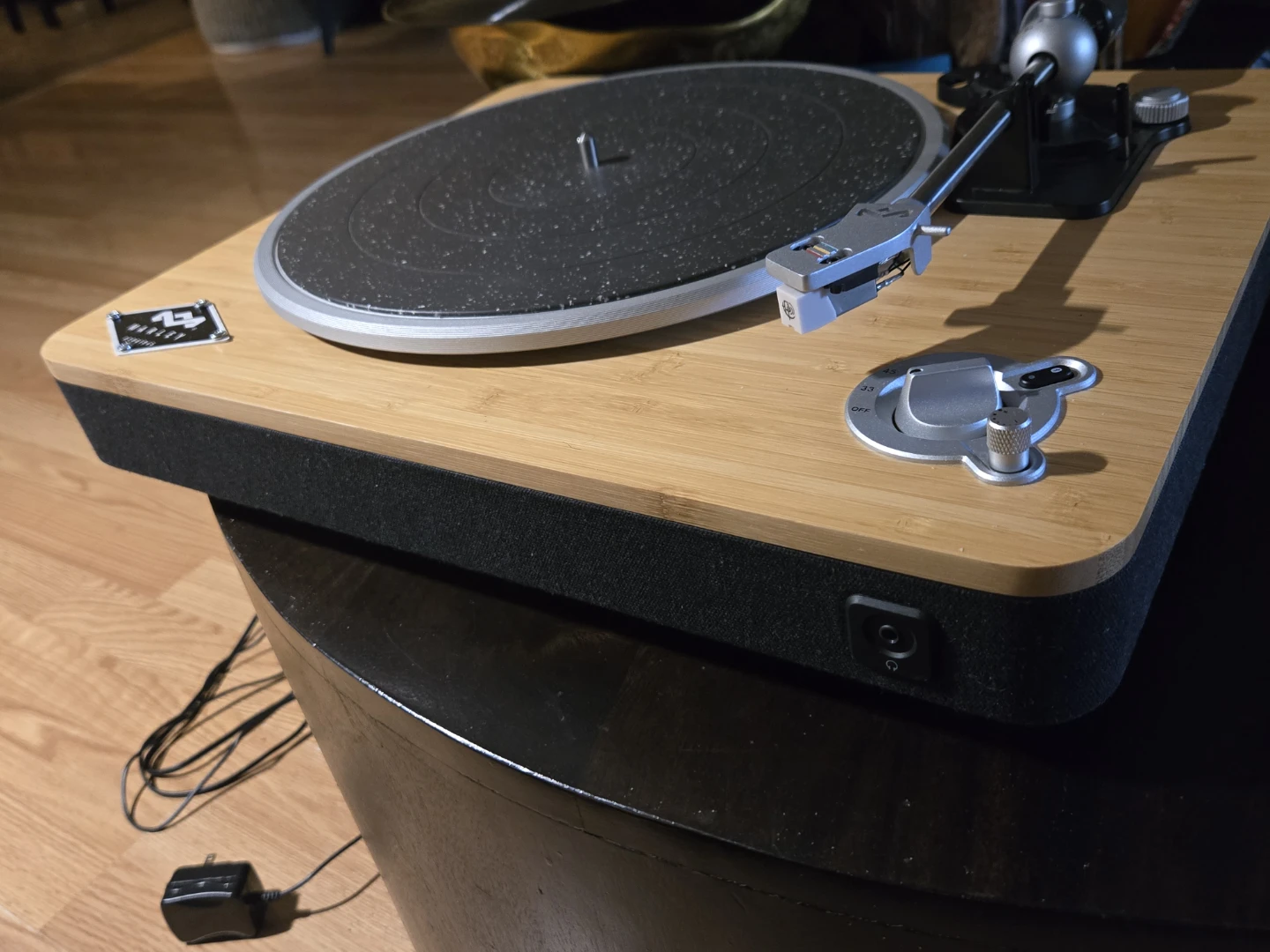 Marley Turntable / Bluetooth Headphones - photo 4