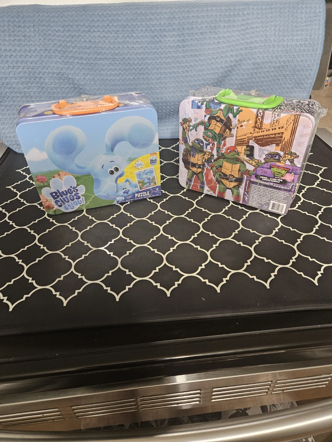 Blues clues and TMNT lunchbox  includes puzzle