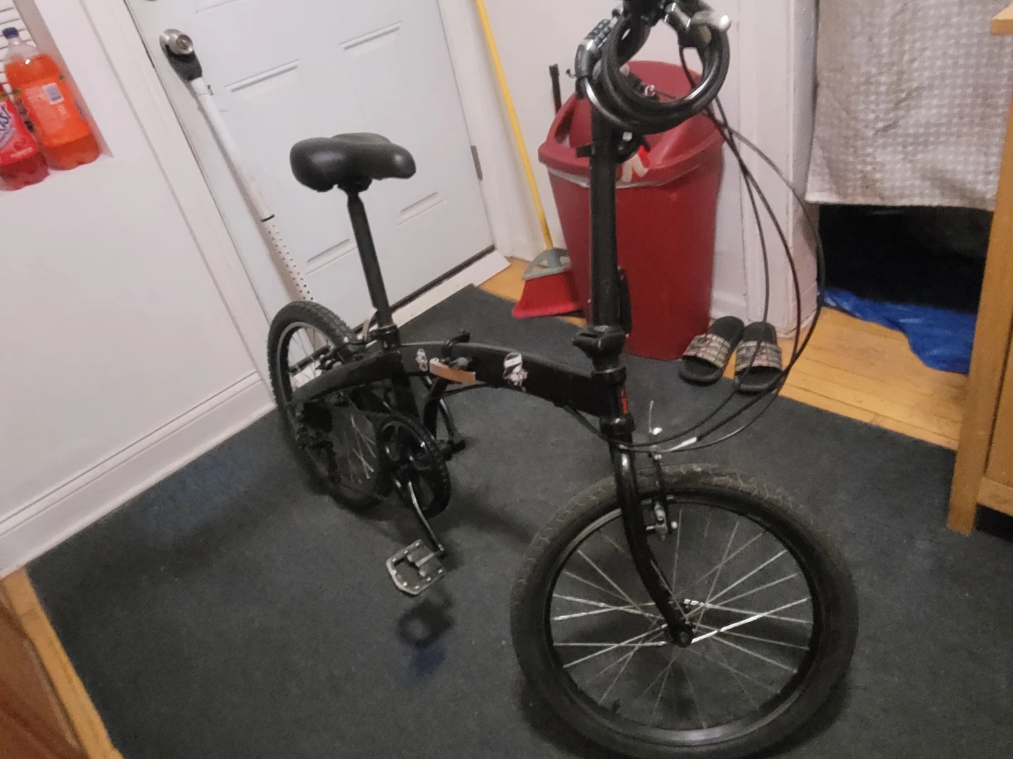 X spec 7speed 20in. Folding bike great condition. - photo 5