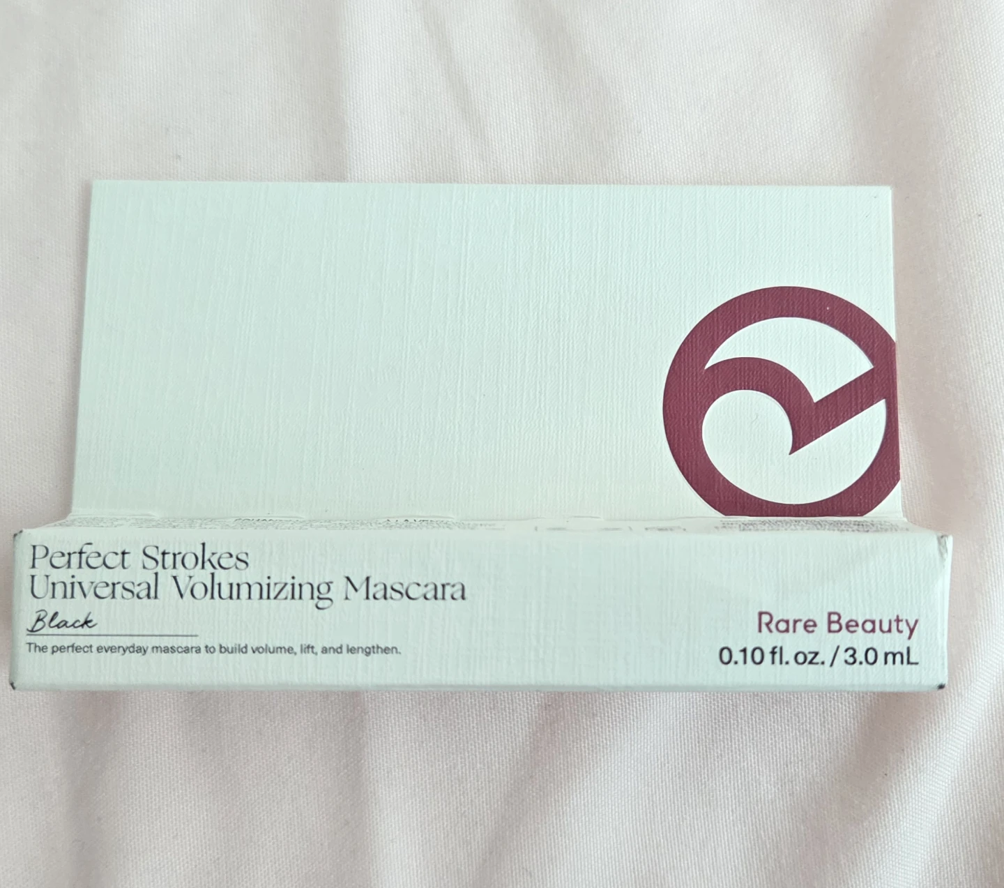 Rare Beauty Perfect Strokes Universal Volumizing Mascara - Black