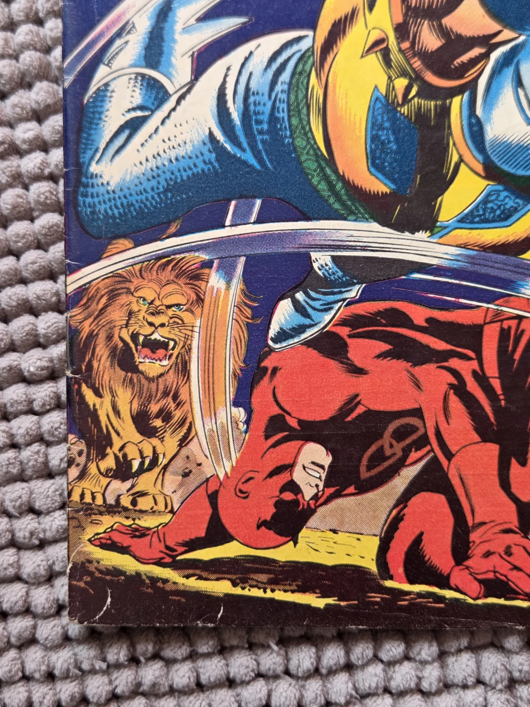Daredevil #23 Comic Book - photo 3