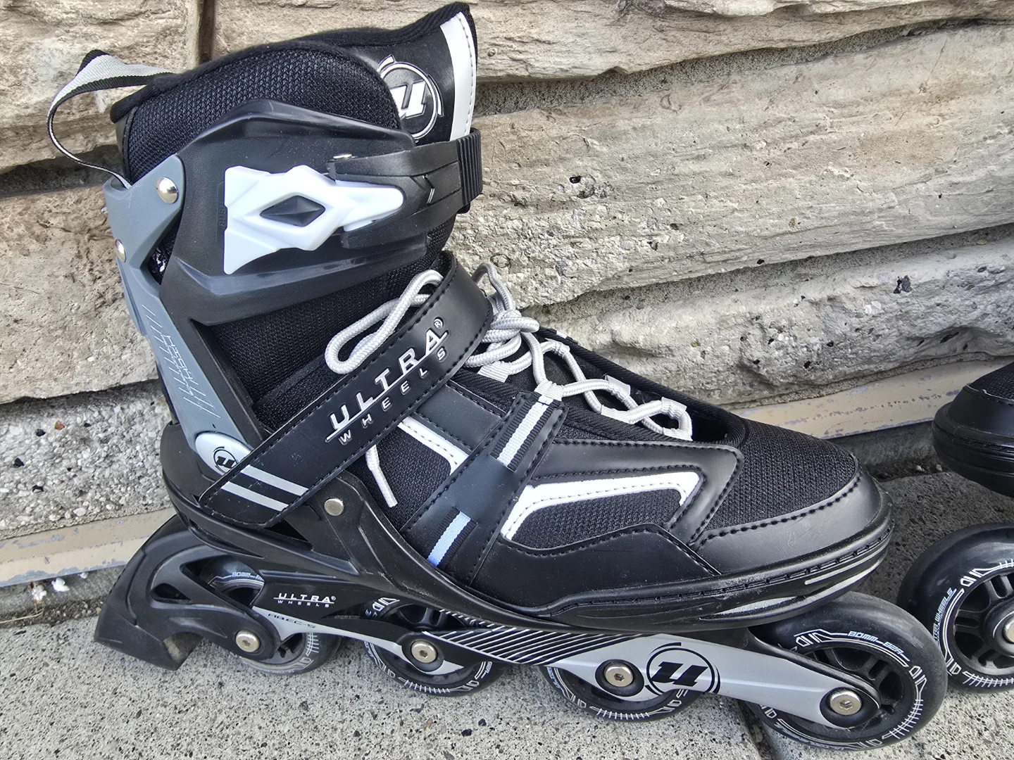 Utrawheels: Black Inline Skates Men's Sz US9 42.5cm - photo 5