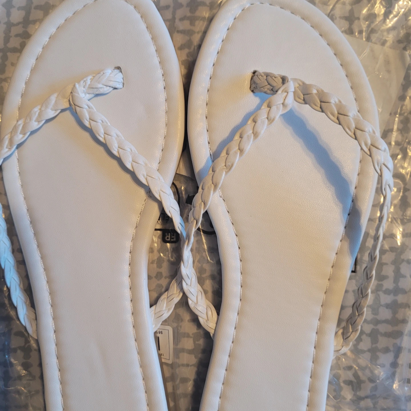 White Braided Flip Flops Size 40 - photo 3