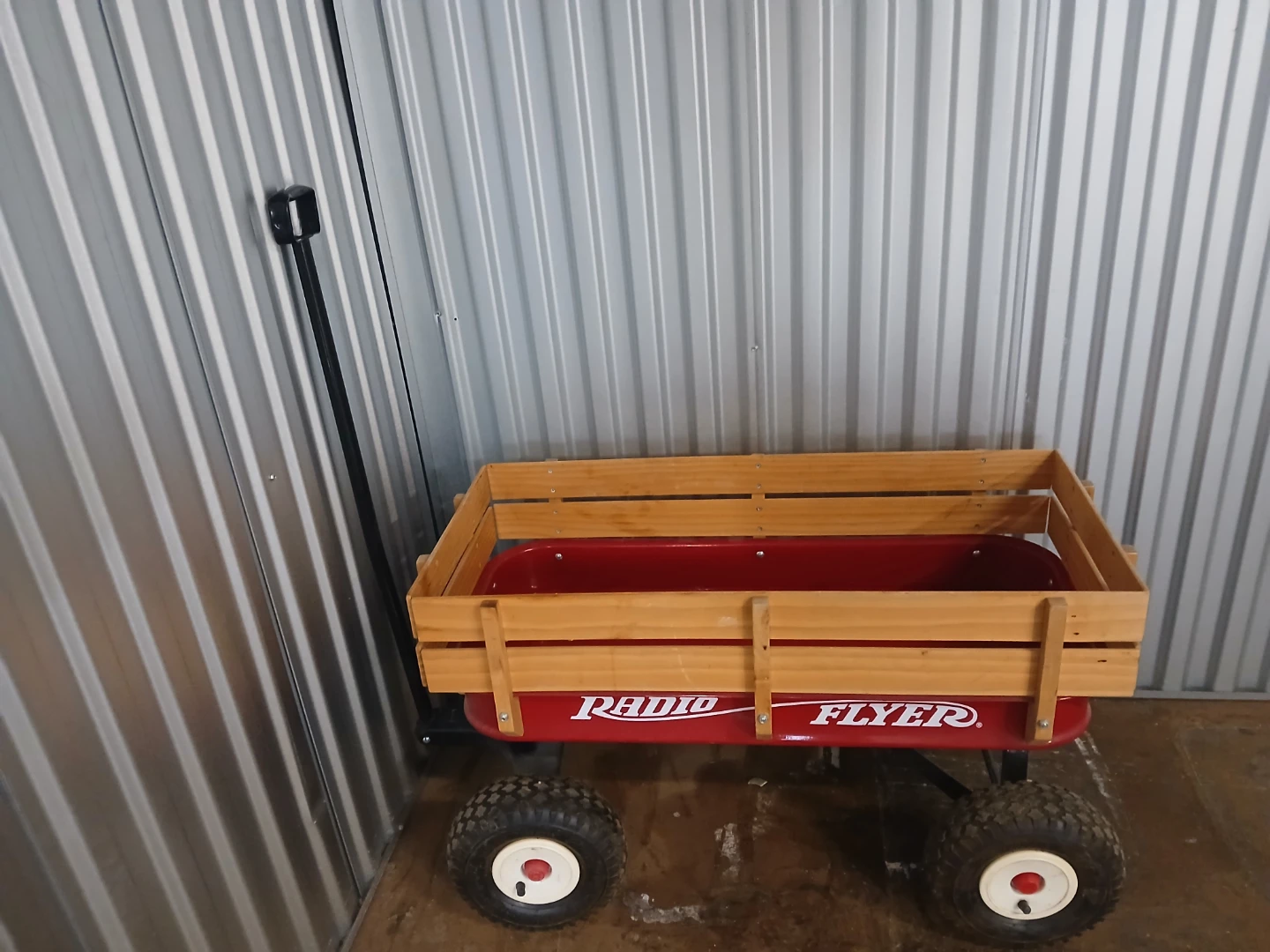 RADIO FLYER LIKE NEW