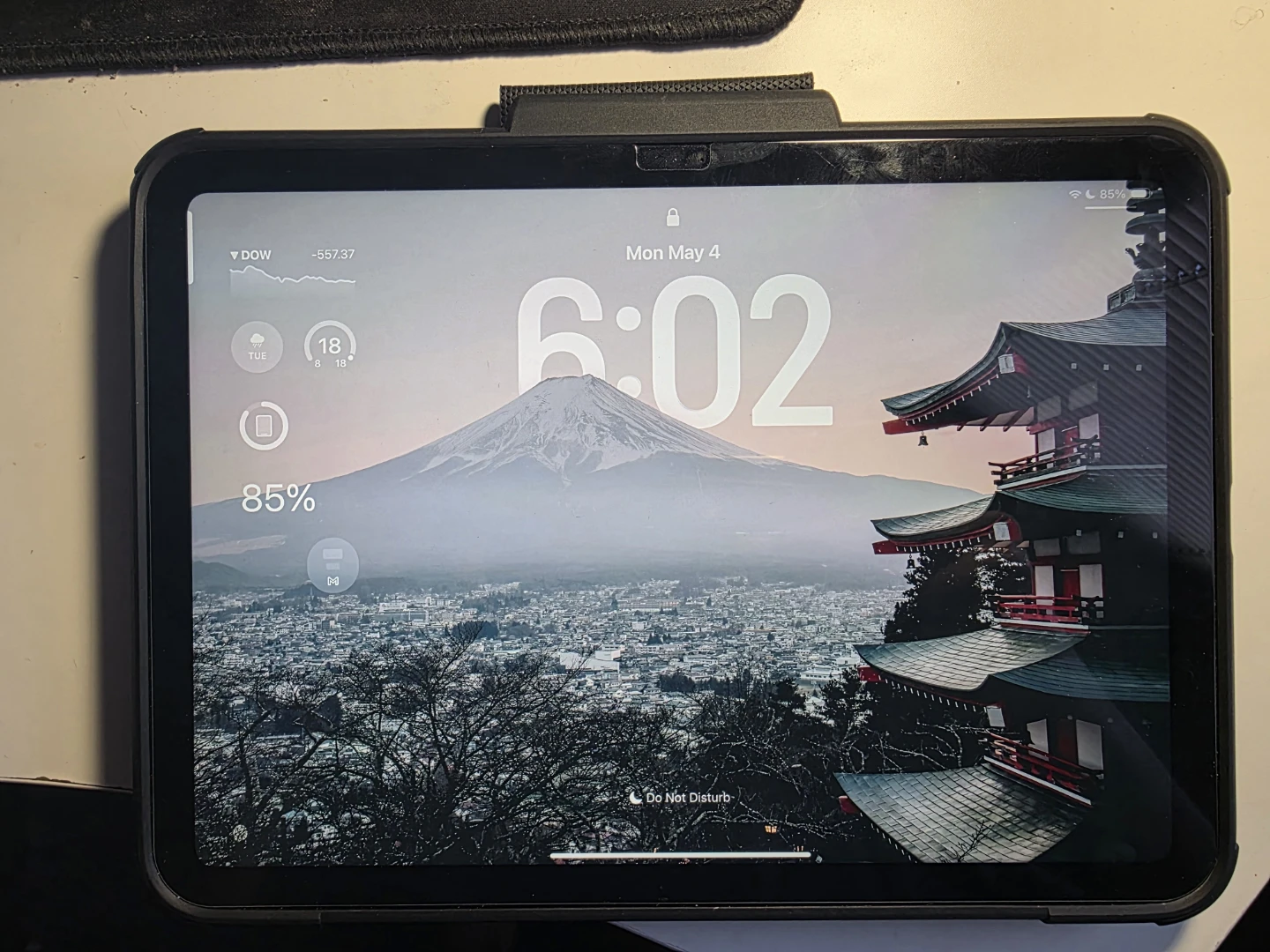 iPad A16 Blue, Like New, With Case + Screen  Protector