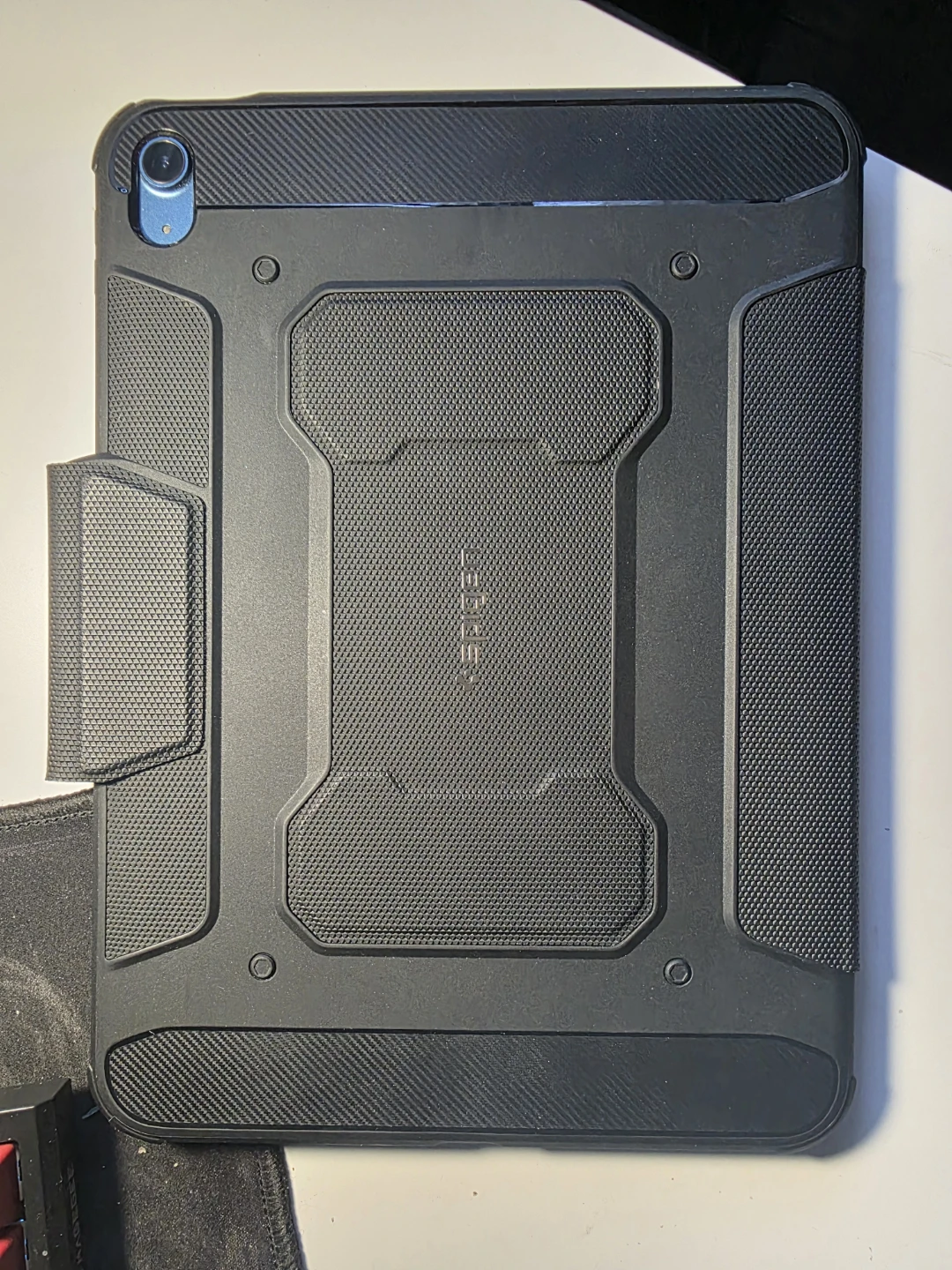 iPad A16 Blue, Like New, With Case + Screen  Protector - photo 2