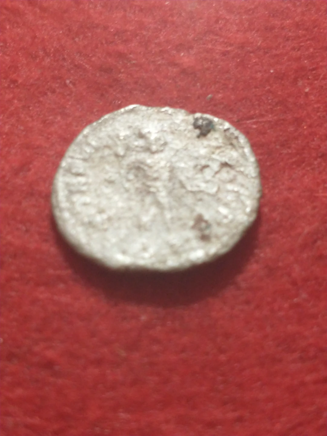 Nice Ancient Roman silver coin, circa 3rd century - photo 3
