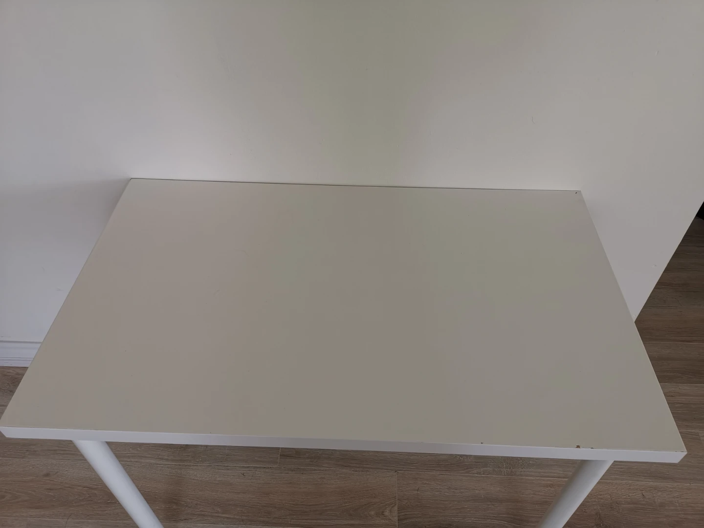 White Desk - photo 2