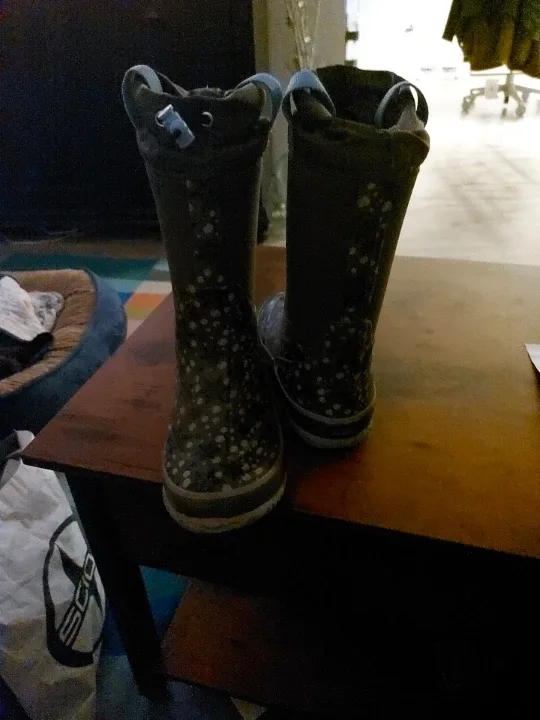 Cougar Kids Rain Boots Size 13 - photo 2