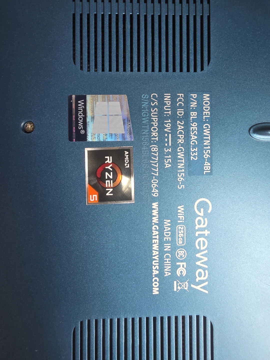 Gateway 15.6" Laptop - Blue - photo 5