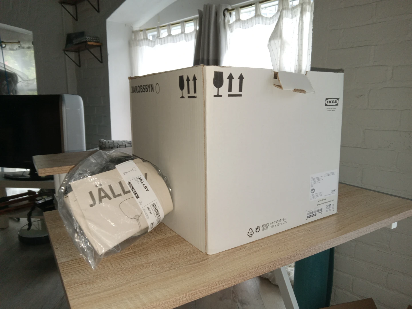 3 × IKEA JÄLLBY Clear Glass Pendant Lamp Shade - photo 3