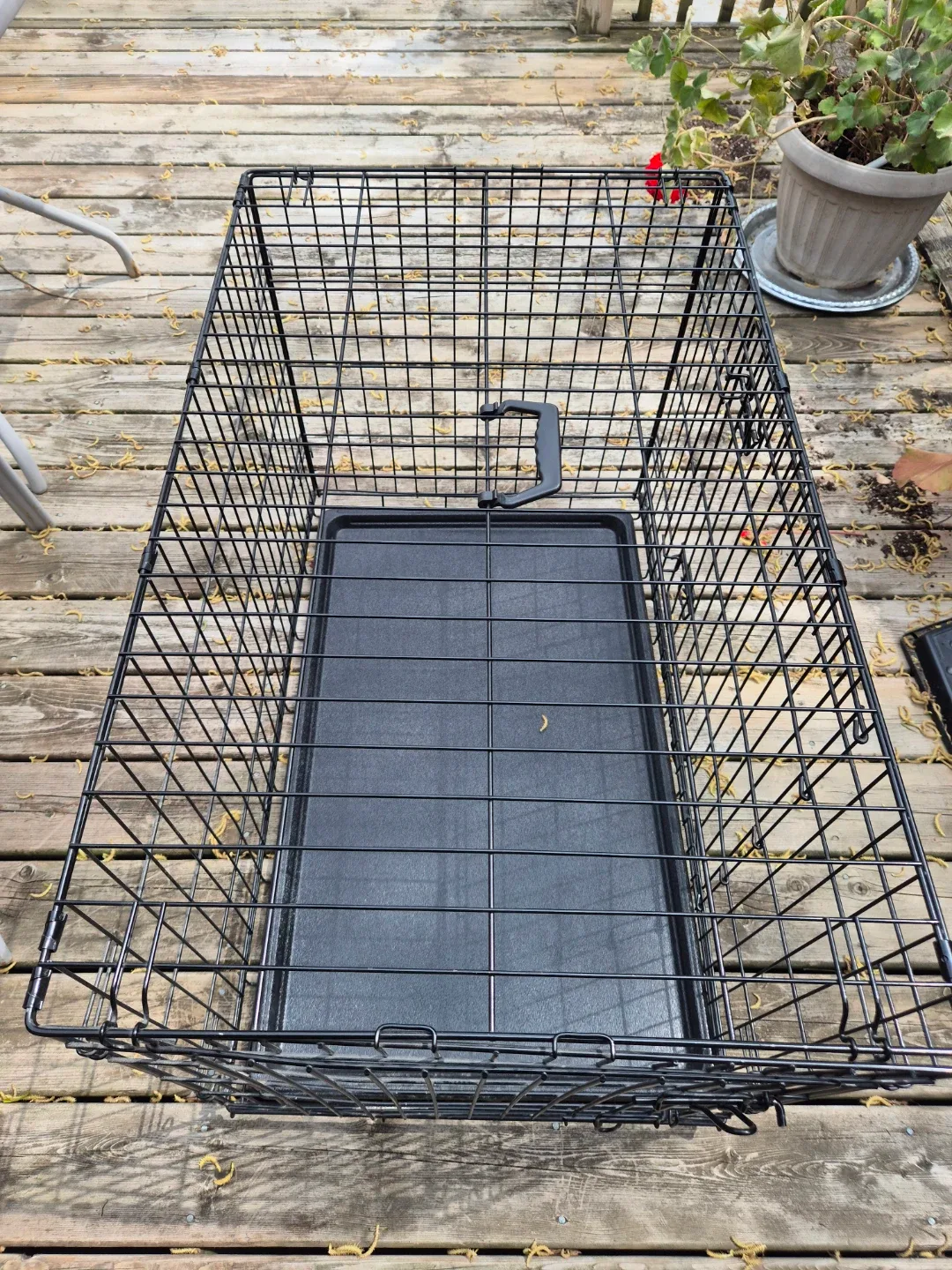 Black Metal Dog Crate with Tray - photo 2