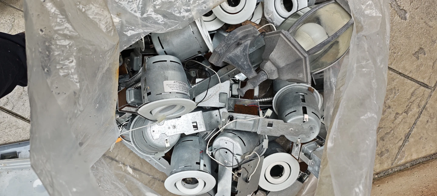 Bulk Lot of Recessed Lighting Housings and Fixtures