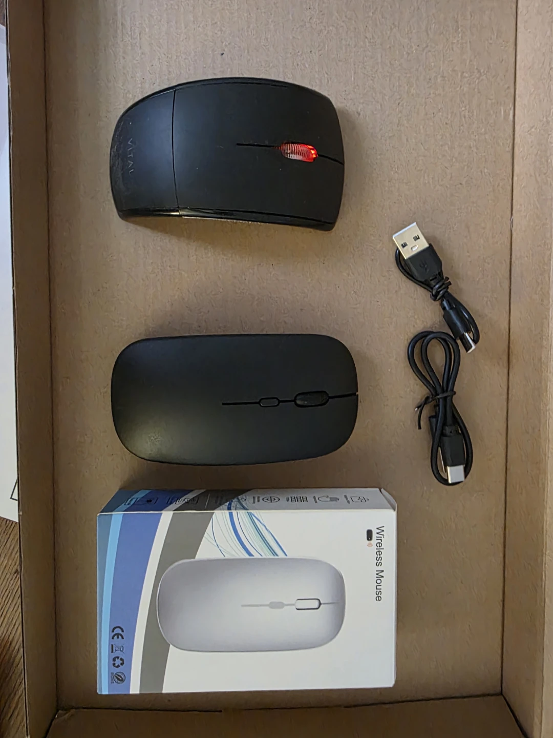 2 Wireless Mice - photo 3