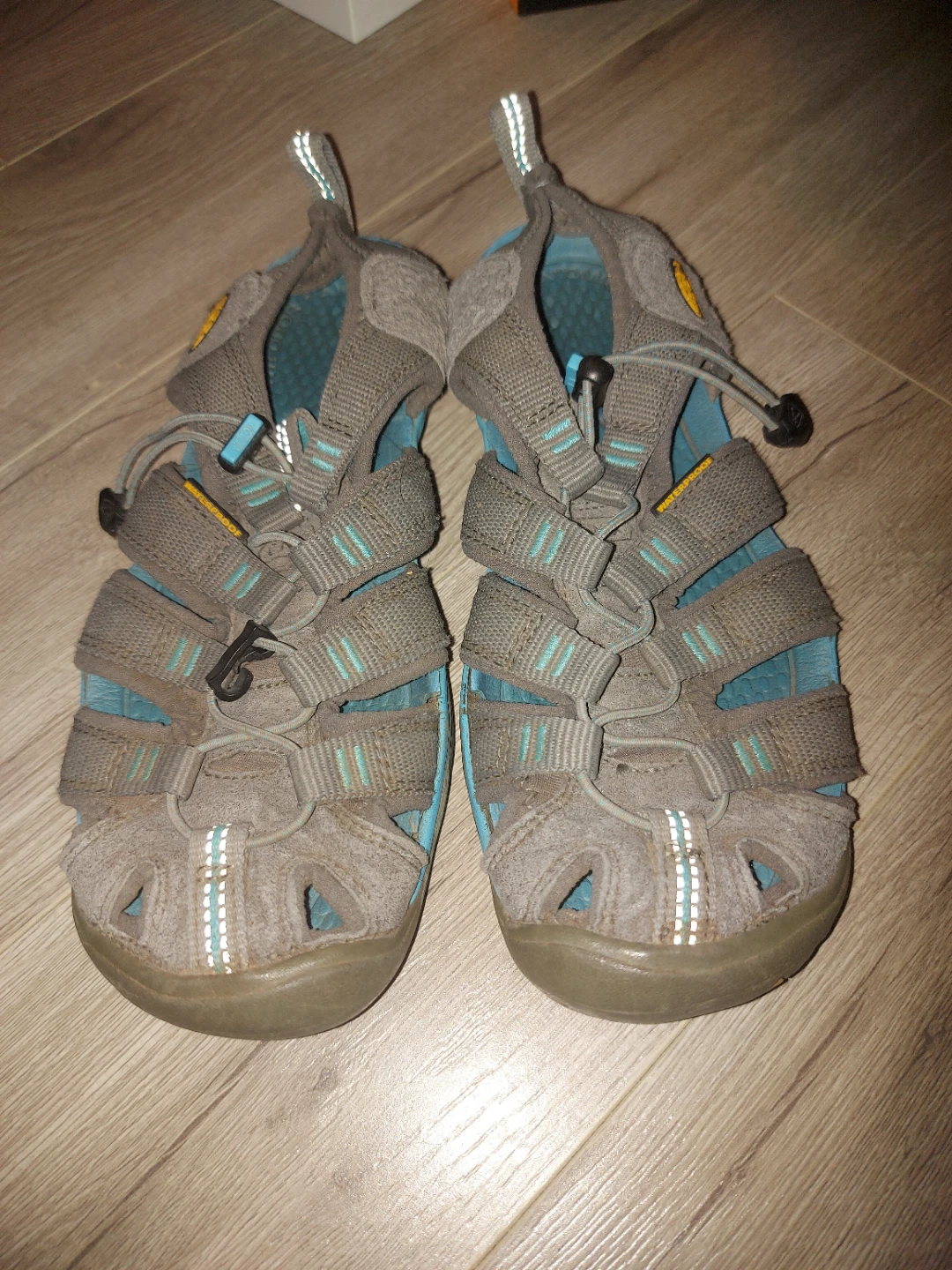 KEEN Waterproof Youth Sandals size 7 womens - photo 5