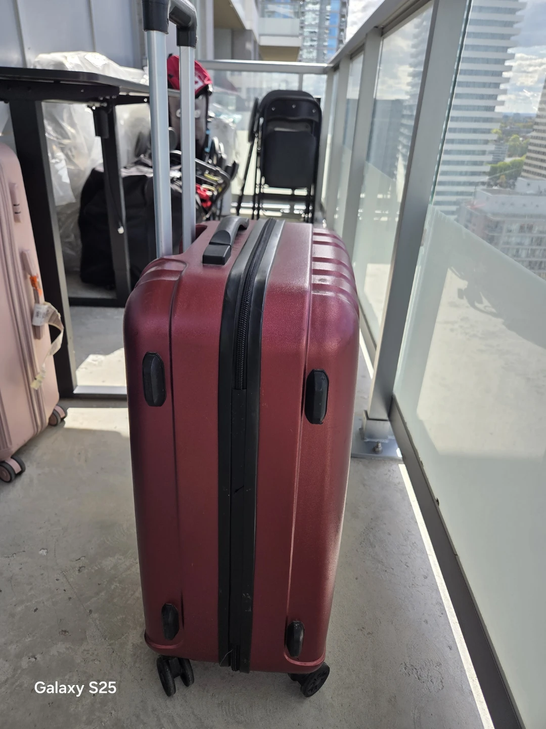 Wenger Red Hardside Spinner Luggage - photo 4