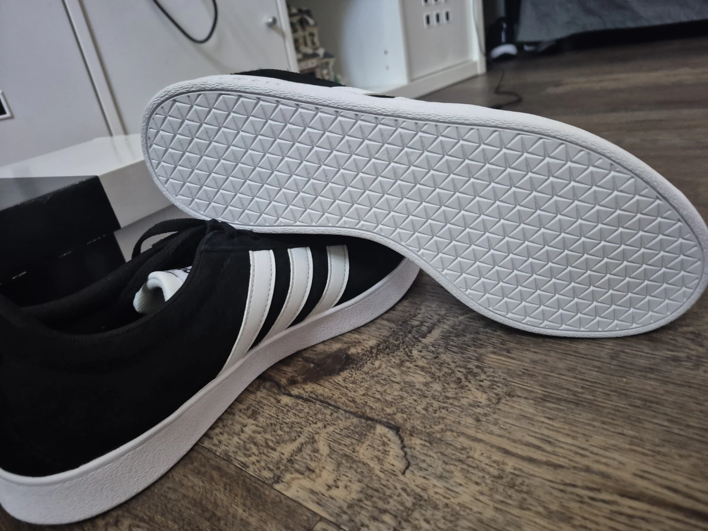 New Adidas VL Court Black White Sneakers Size 9.5 US - photo 3