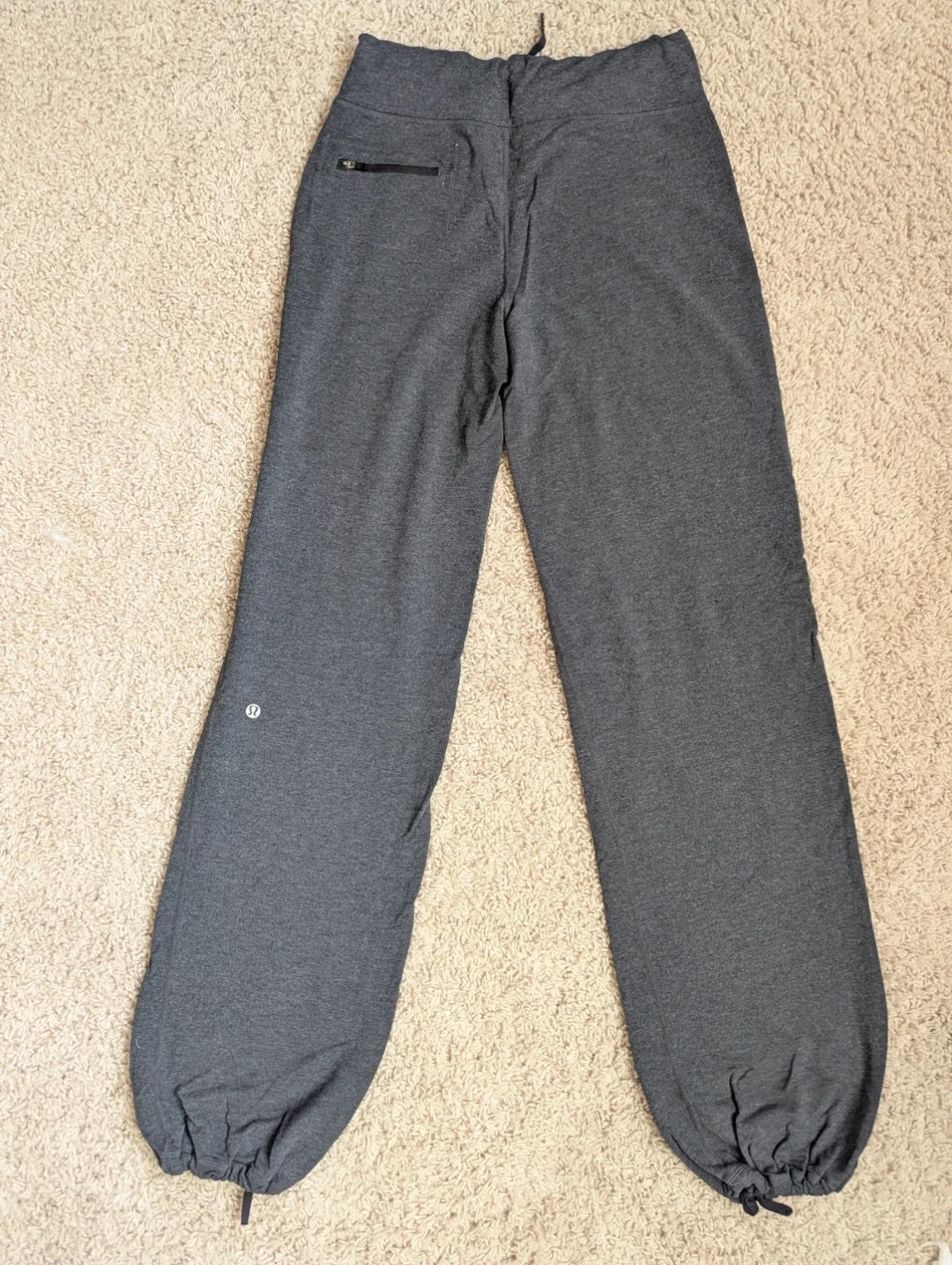 Lululemon Grey Sweatpants Size 6 - photo 2