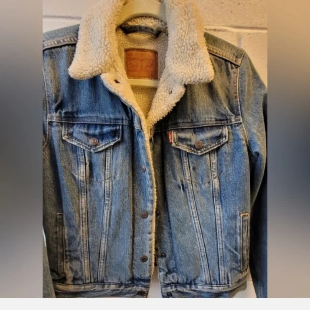 Levi's sherpa jacket Small - photo 4