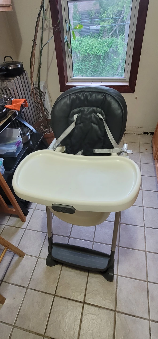 Graco High Chair - photo 3