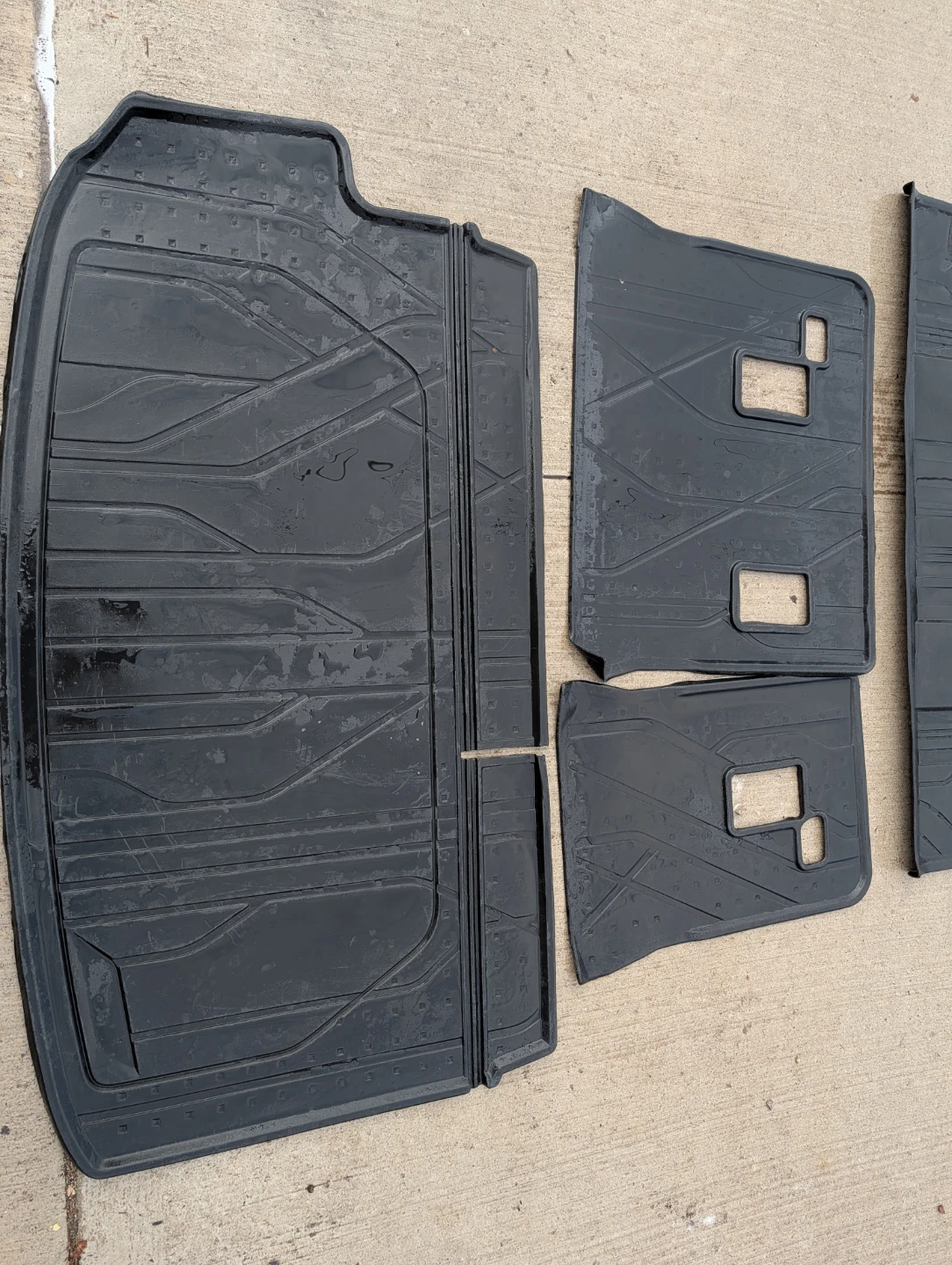 Chevrolet All-Weather Floor Mats Set 2018-2021 Traverse - photo 2