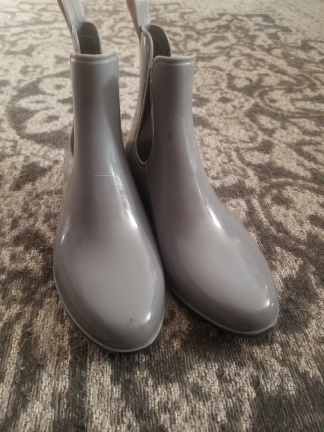 London Fog Grey Chelsea Rain Boots - Size 7