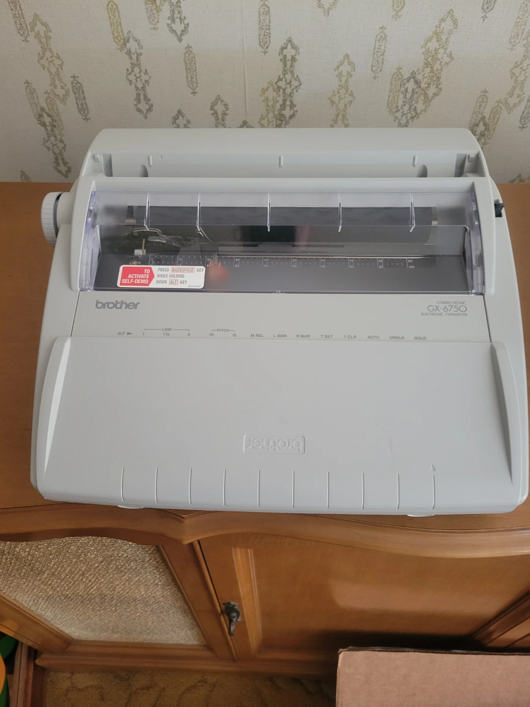 Brother GX-6750 Electronic Typewriter
