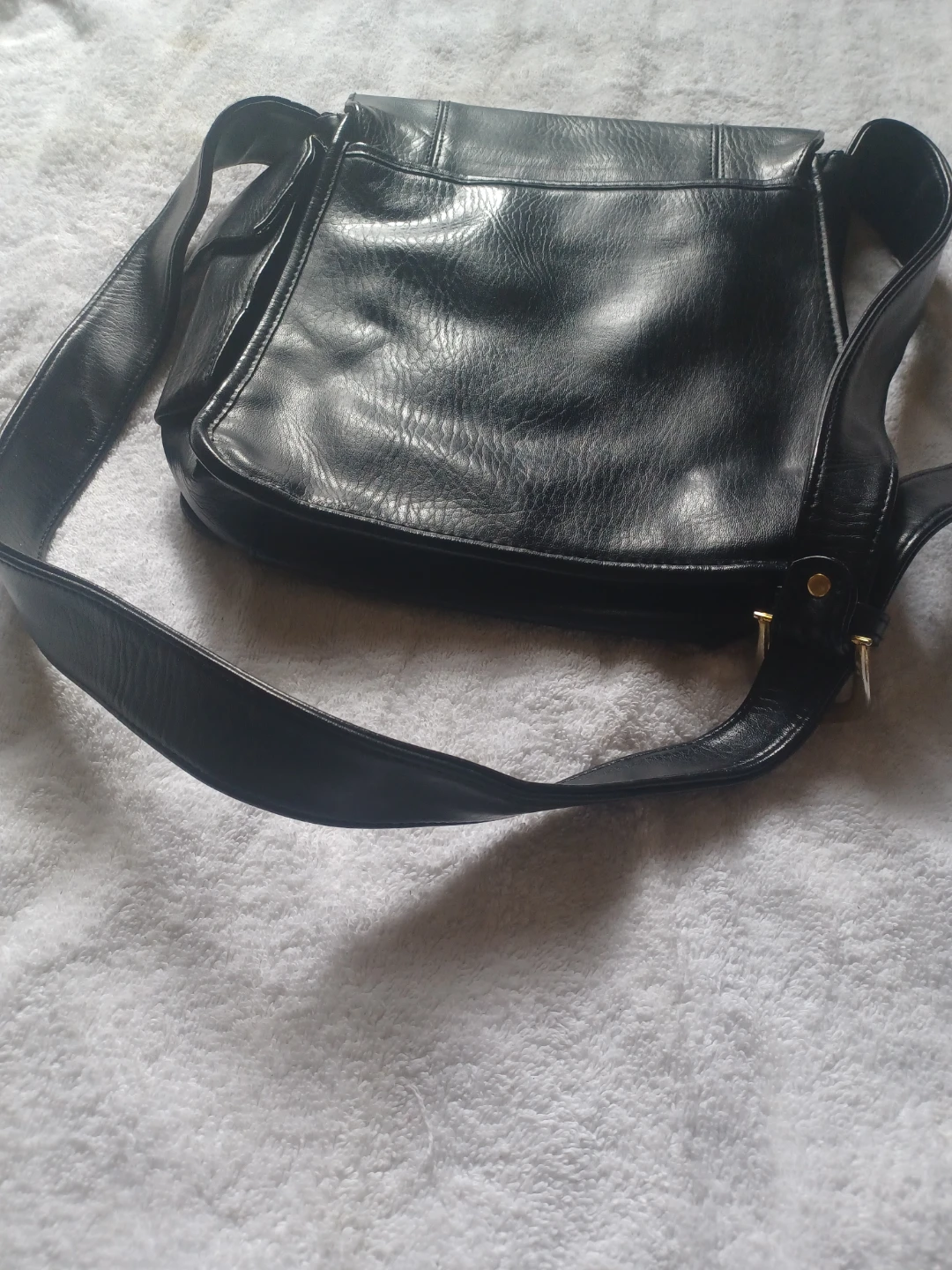 Black Faux Leather Messenger Bag - photo 4