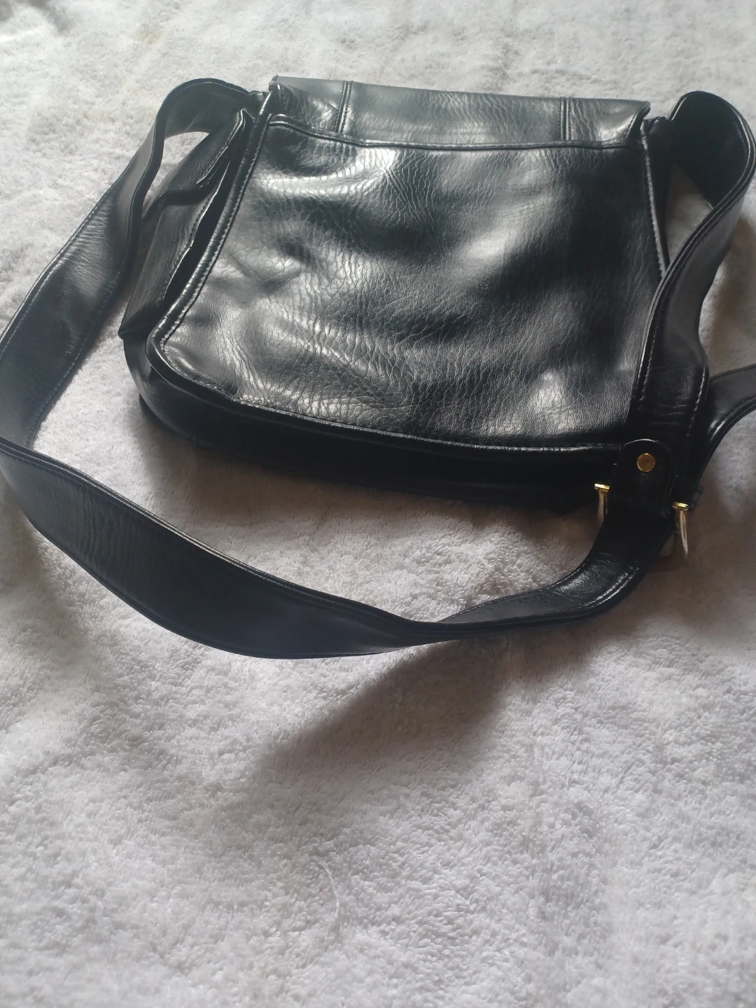 Black Faux Leather Messenger Bag - photo 5