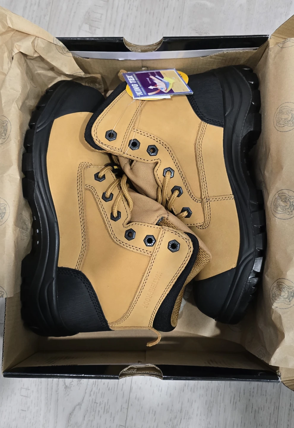 Tiger Waterproof Work Boots Size 8 - photo 2