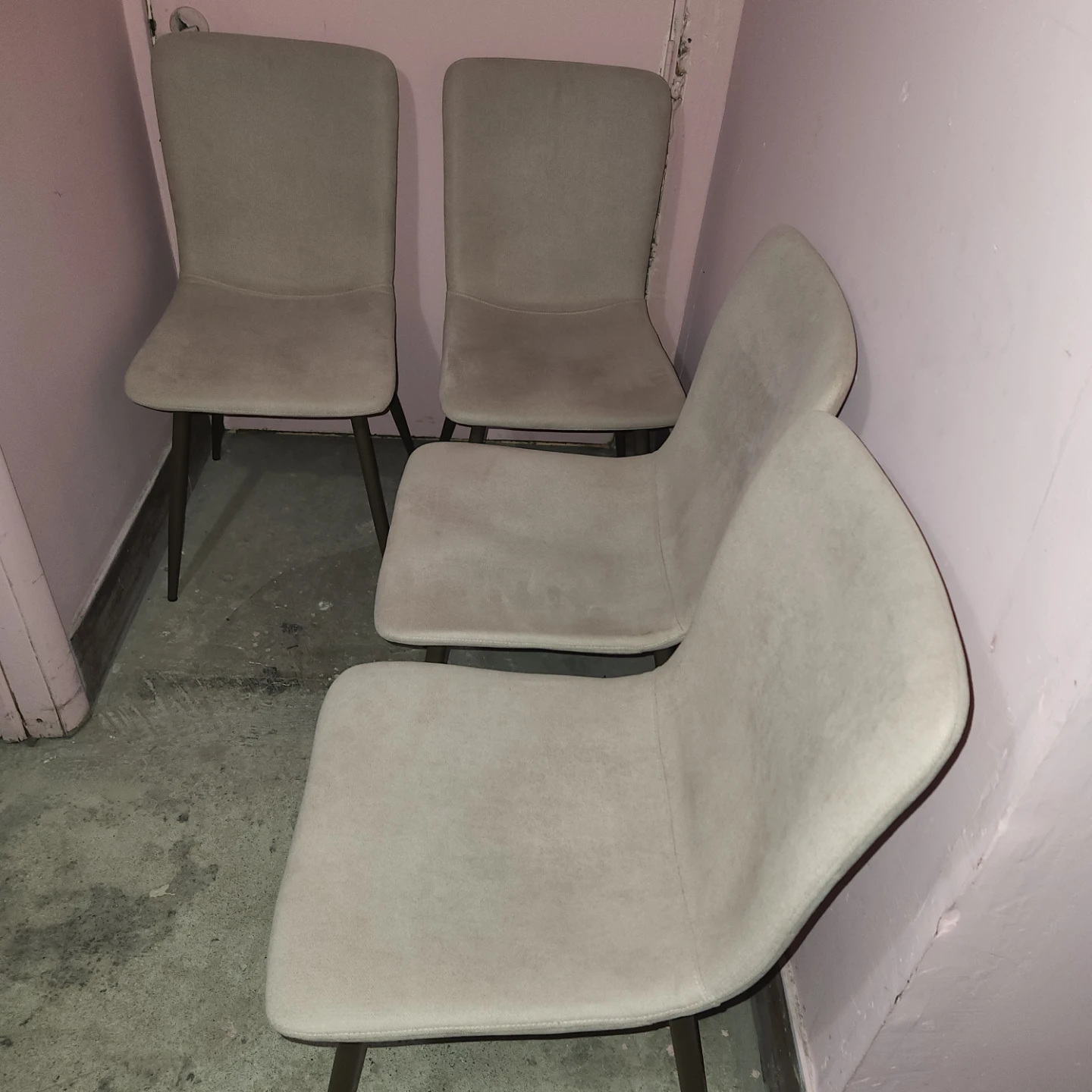 Set of 4 Gray Dining Chairs