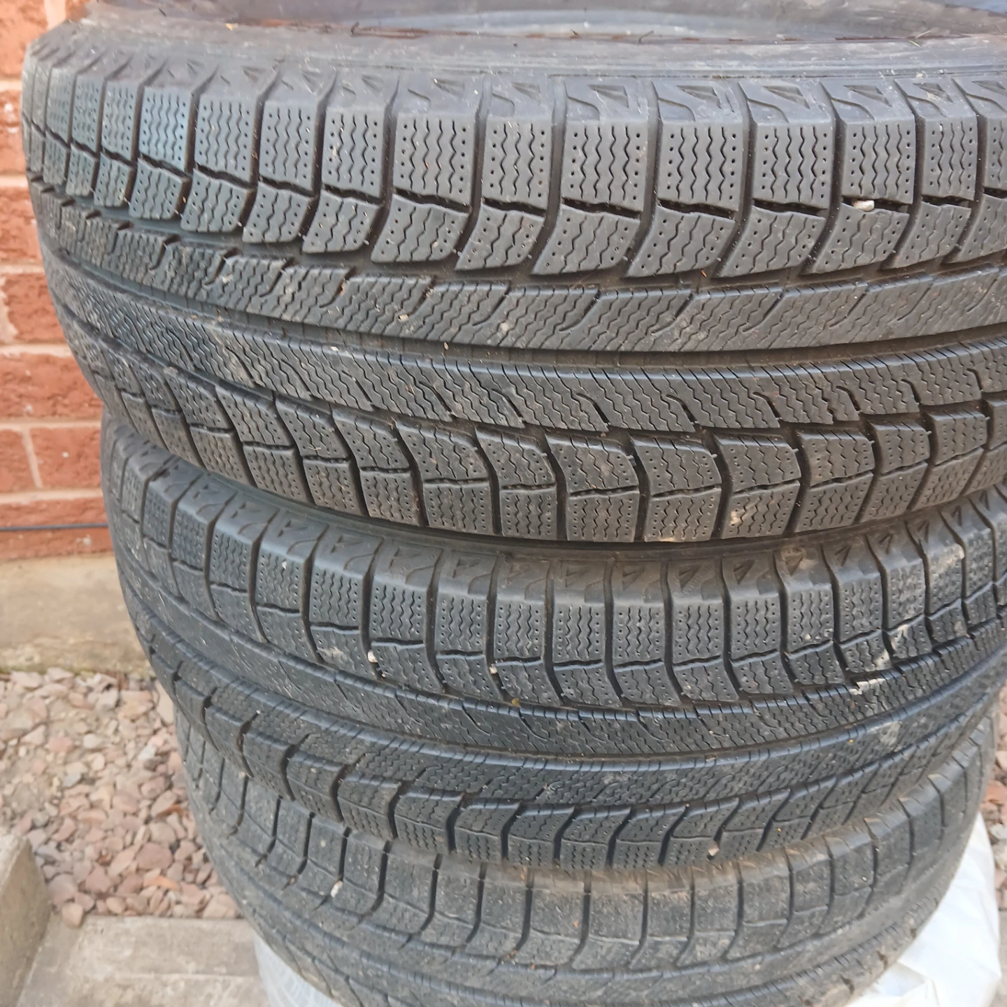 Michelin Winter Tires 225/65R17 - photo 2