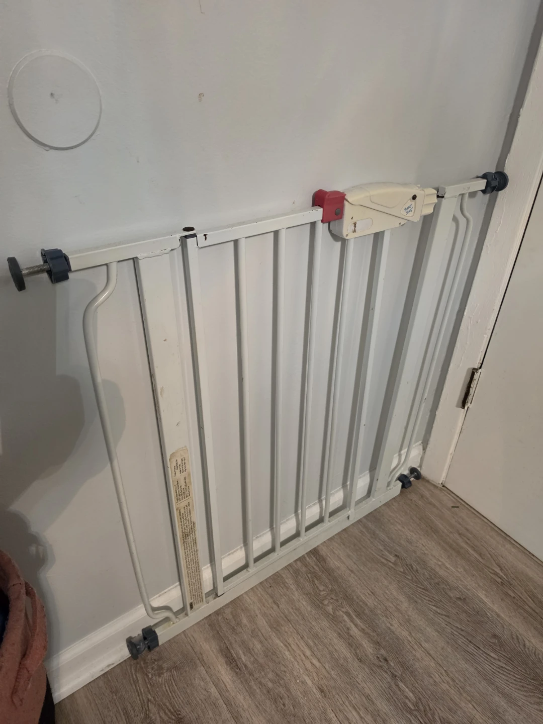 Baby gate