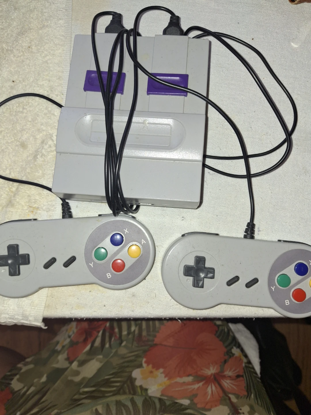 Super Nintendo SNES Console with 2 Controllers