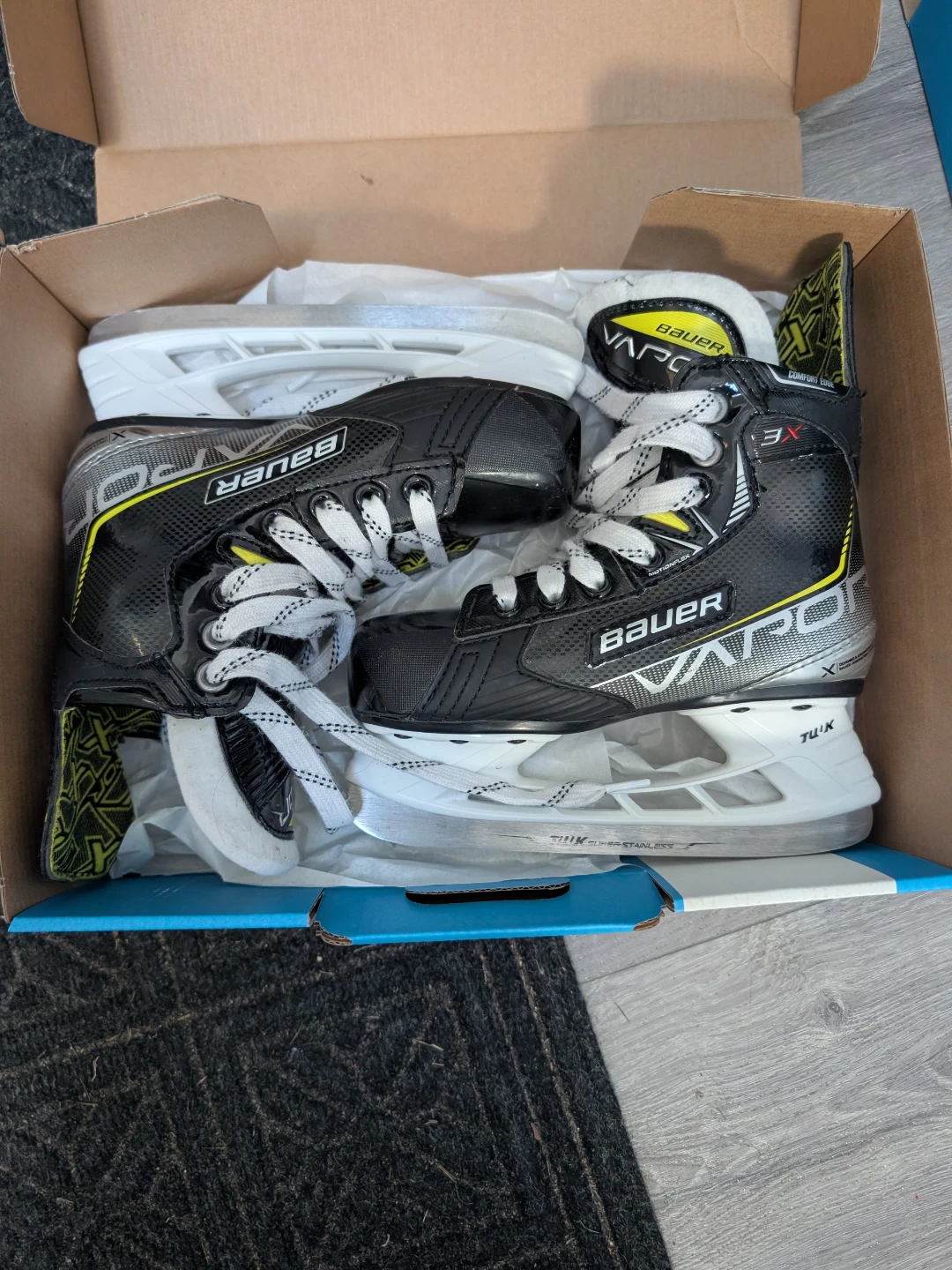 Bauer Vapor 3X Youth Ice Hockey Skates YTH 12.5 D