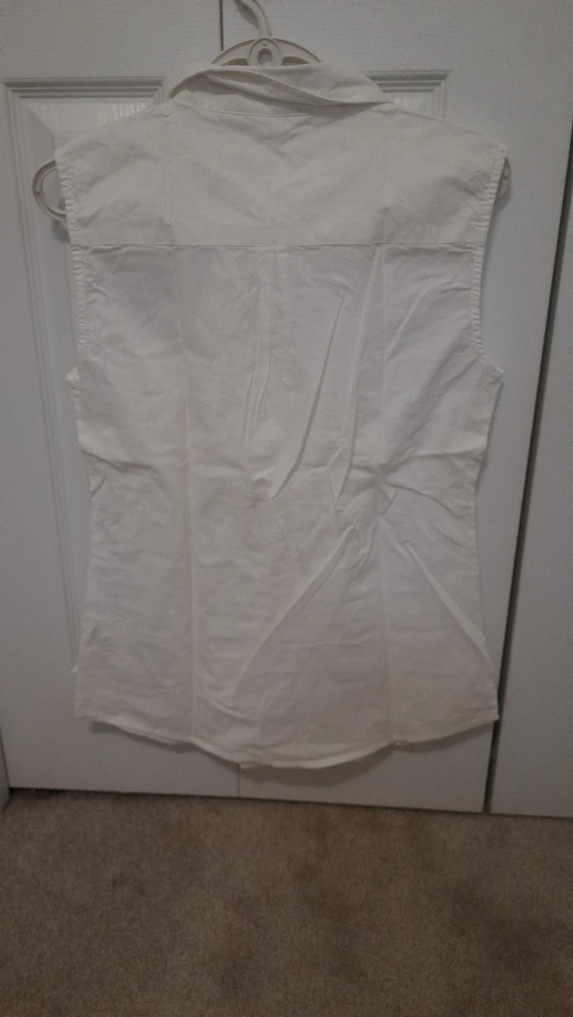 White Sleeveless Button-Up Shirt - photo 2