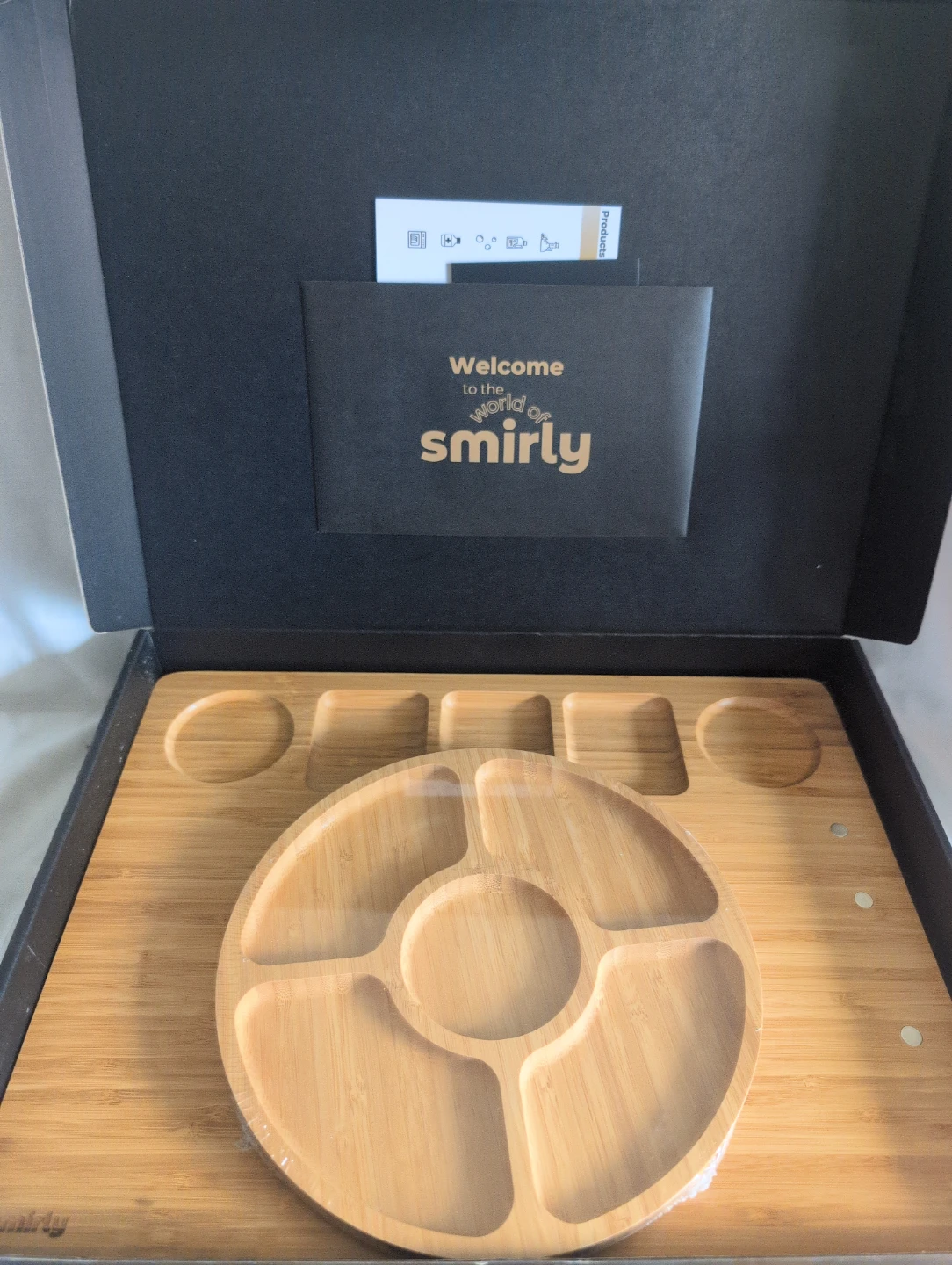 Smirly Bamboo Cheese Board and Knife Set - photo 3