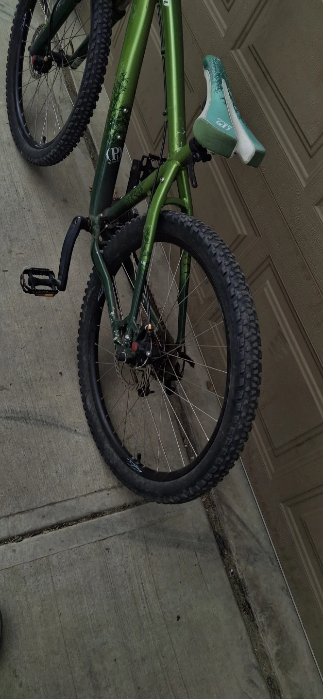 Specialized Mountain Bike - Green - photo 4