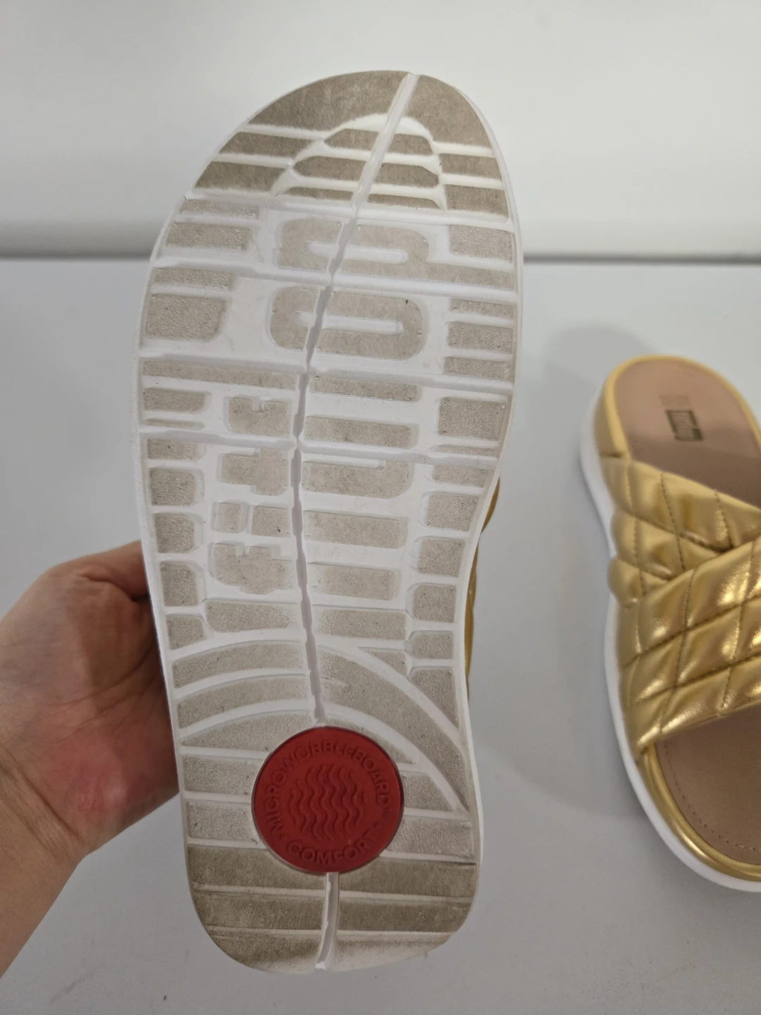 FitFlop Gold Quilted Slide Sandals - photo 3