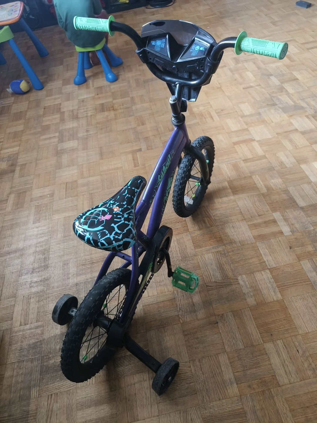 Kids Purple Hulk Bicycle - photo 3