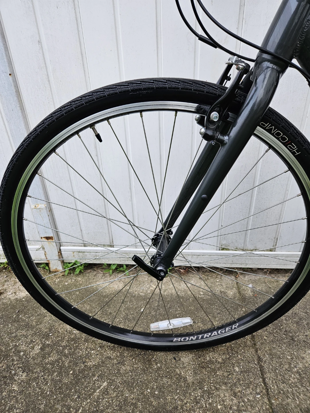 Trek FX Hybrid Bike - photo 2