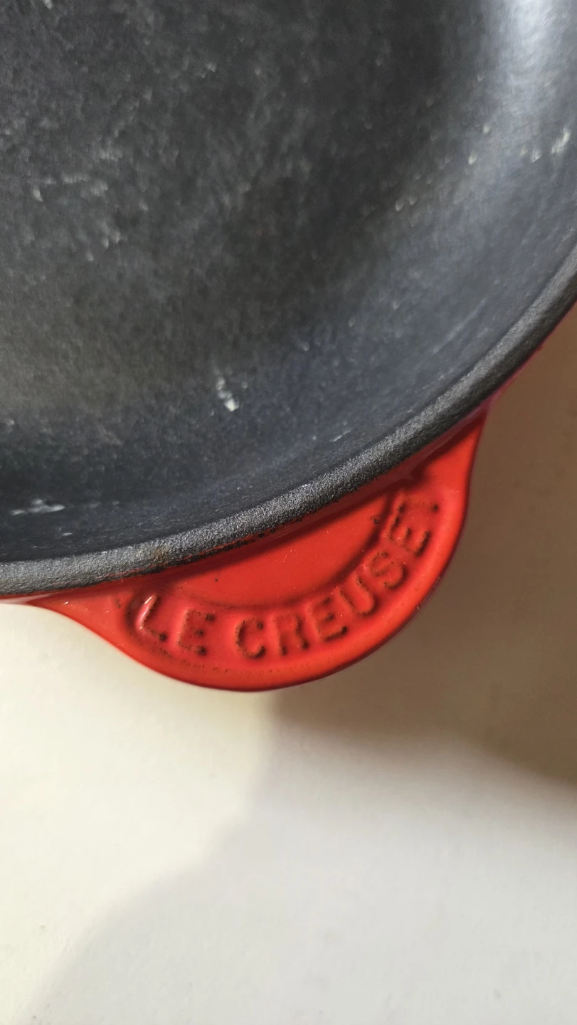 Le Creuset Cast Iron Skillet - photo 2
