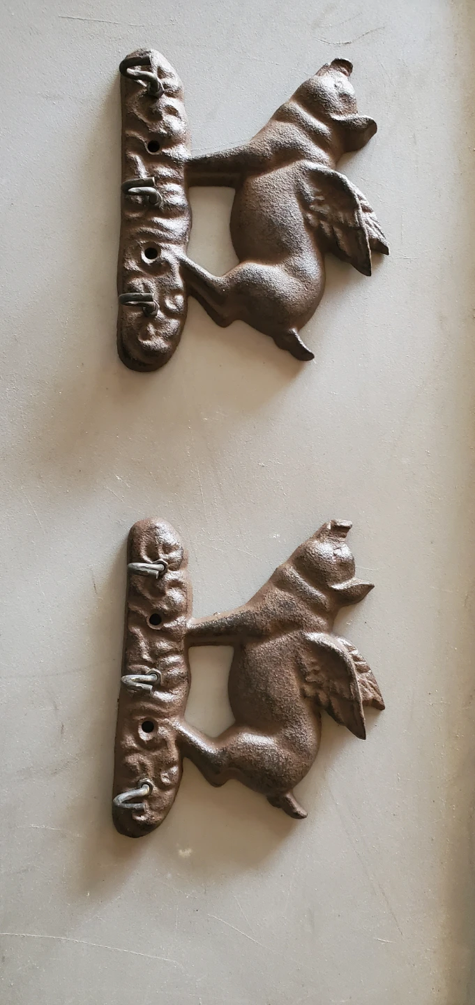 Cast Iron Pig Hook Set - photo 2