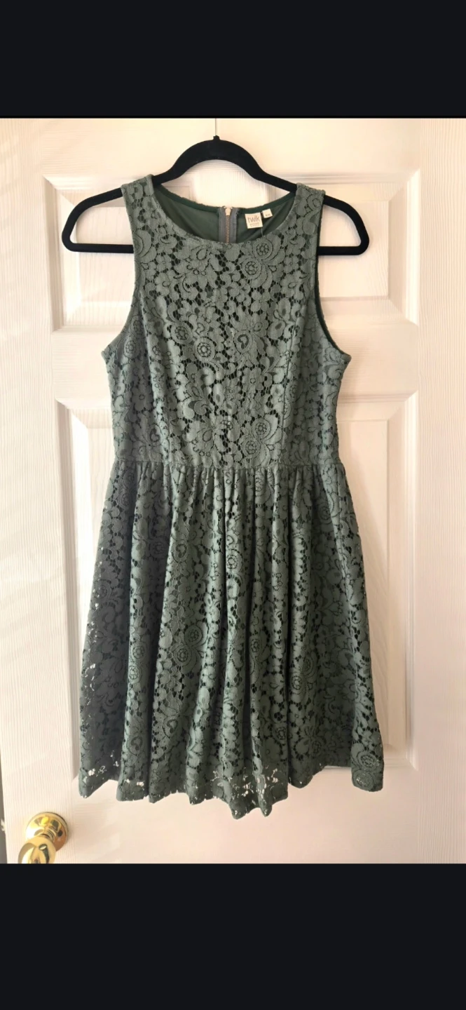 Simons Twik Green Lace Dress - M