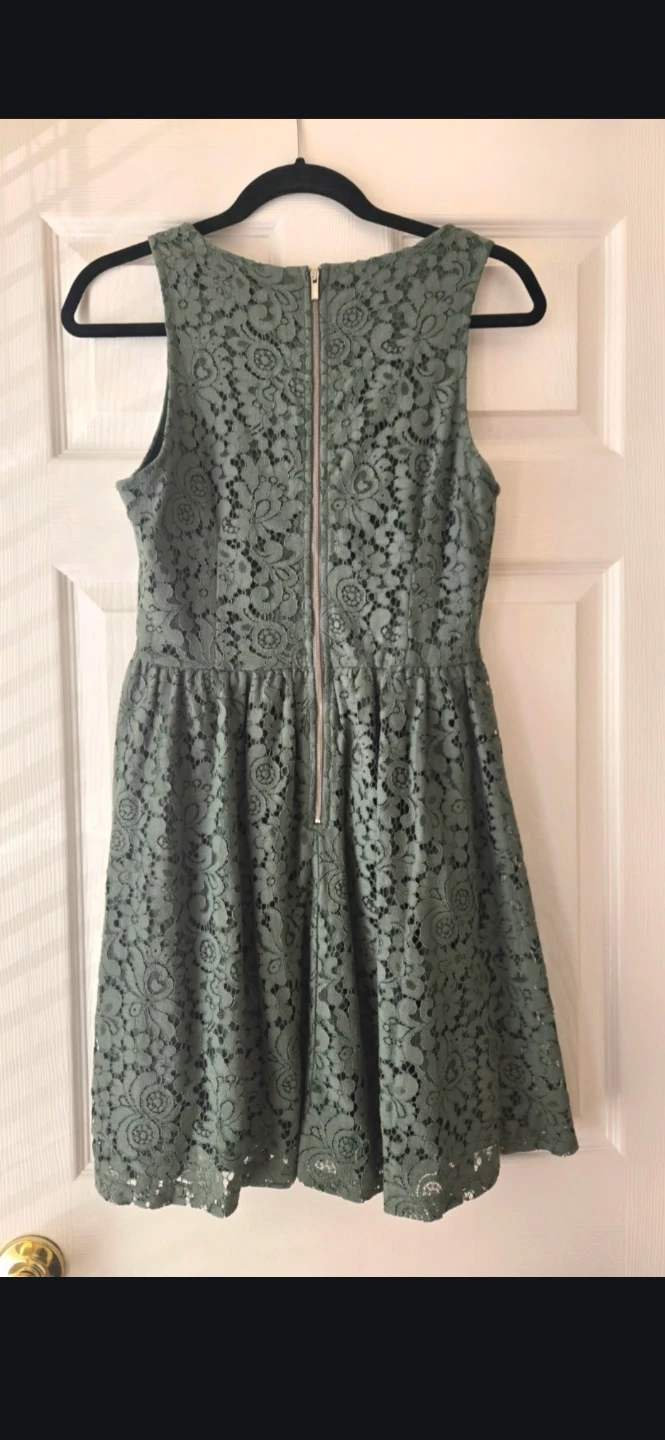 Simons Twik Green Lace Dress - M - photo 2